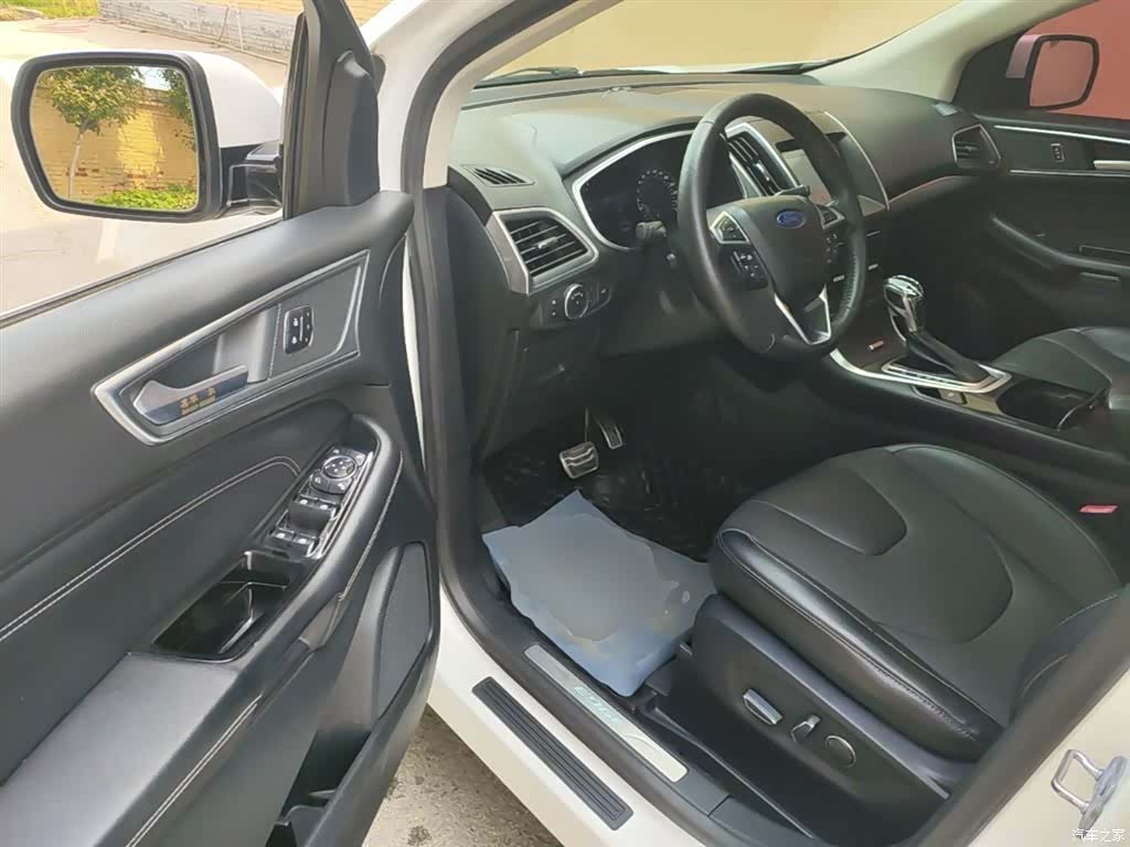 Ford Edge, 2017 16