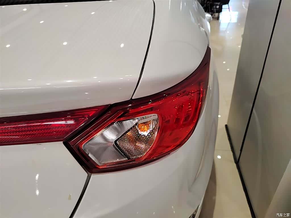 BAIC A6, 2021 8