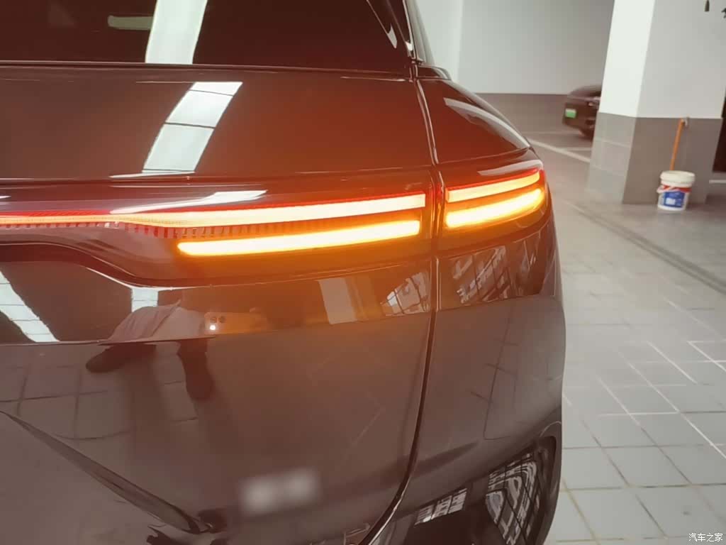 NIO ES6, 2024 8