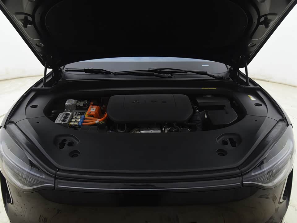 AITO Ask the world M9