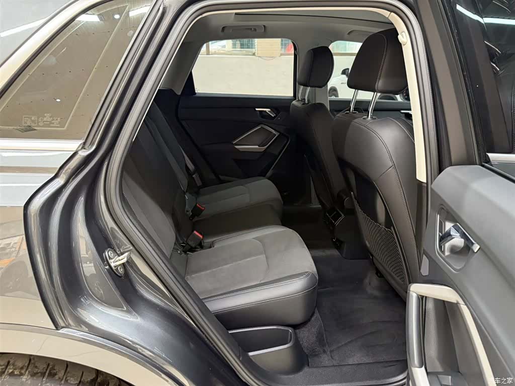 Audi Q3, 2023 22