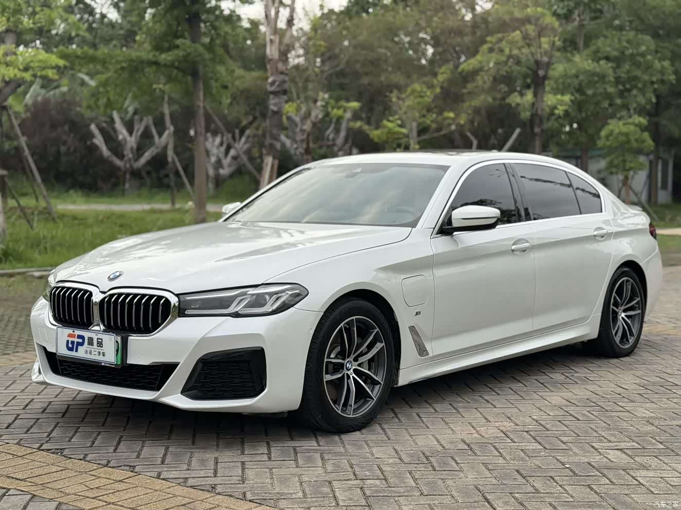BMW 5 Series, 2021 1