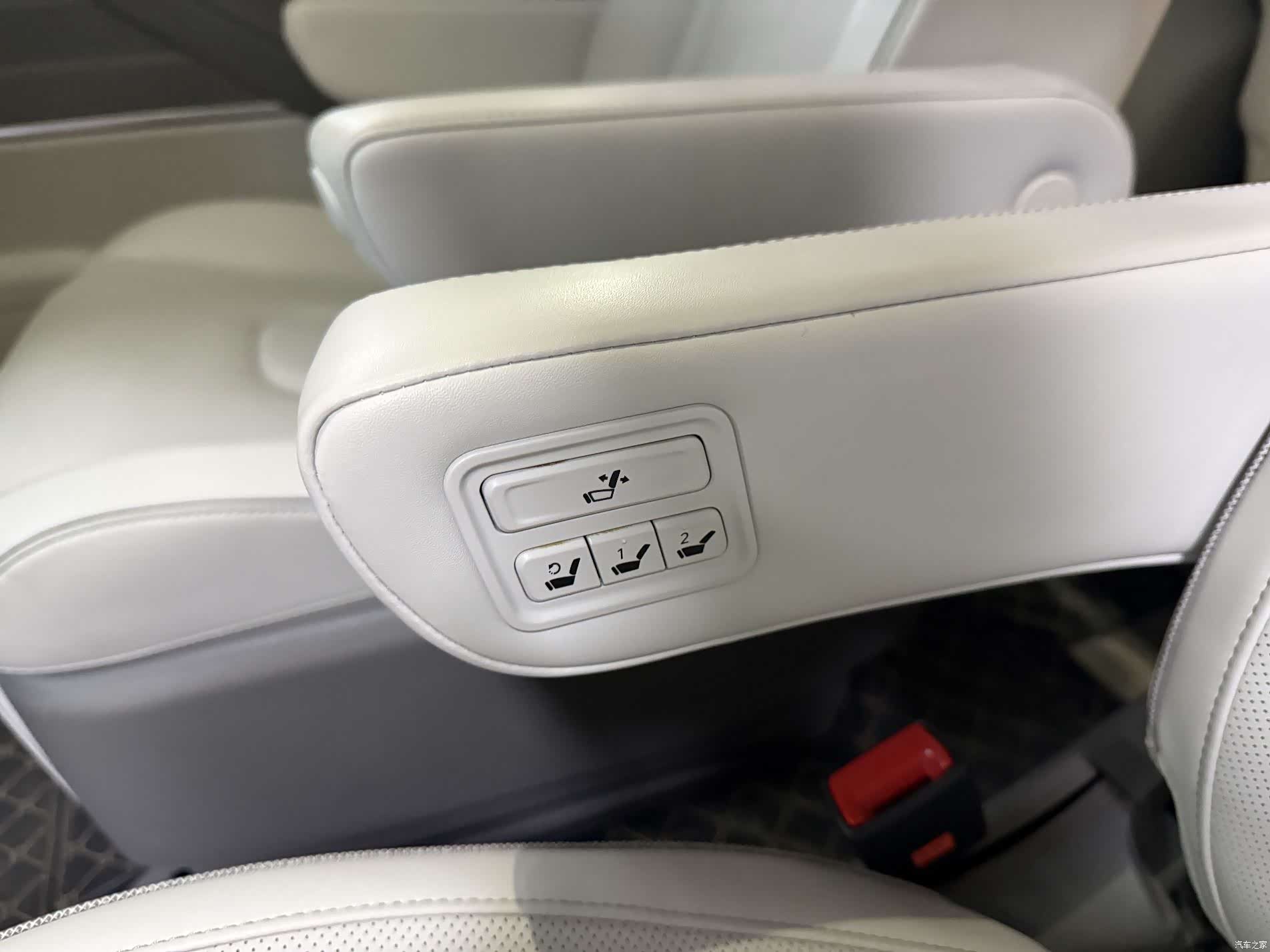 Hyundai Custo, 2022 14