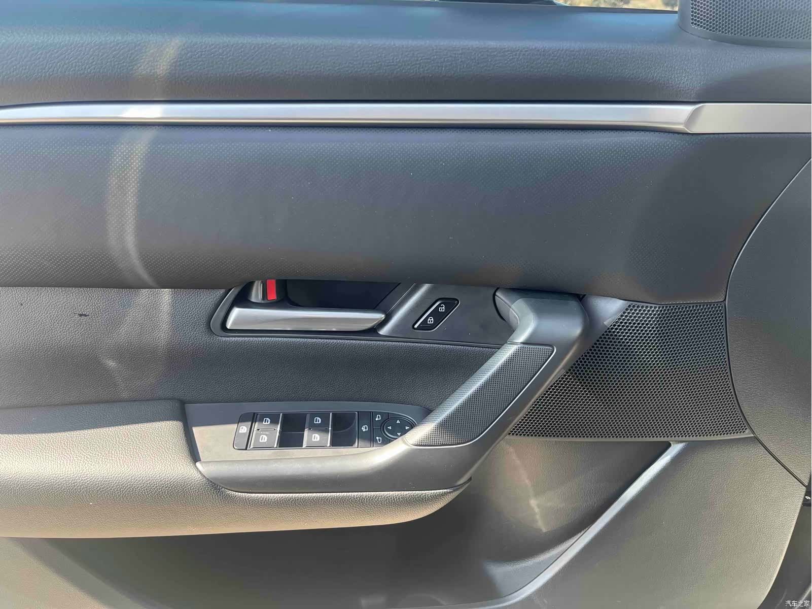 Mazda CX-50, 2024 11