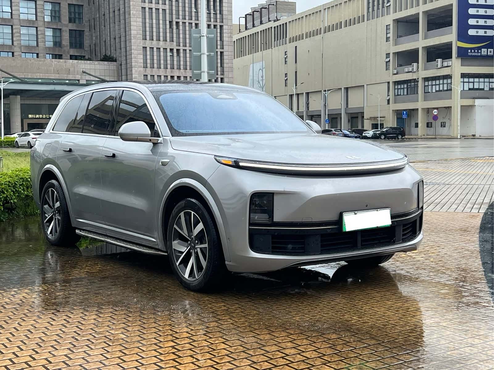 Li Auto L8, 2023 3