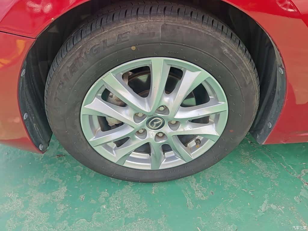 Mazda Mazda3, 2018 23