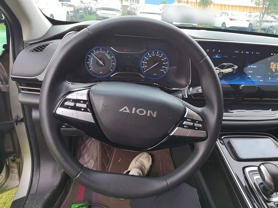 Aion AION S