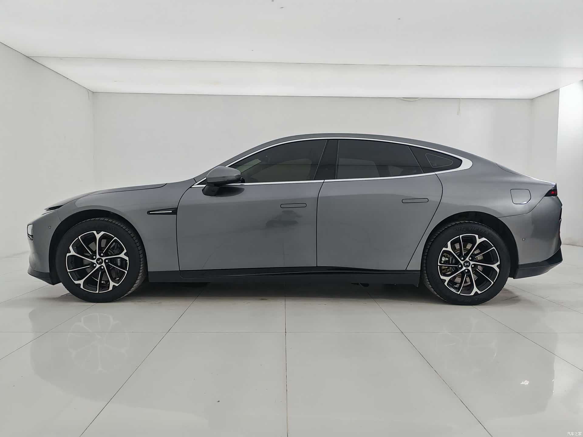 Xpeng P7, 2022 7