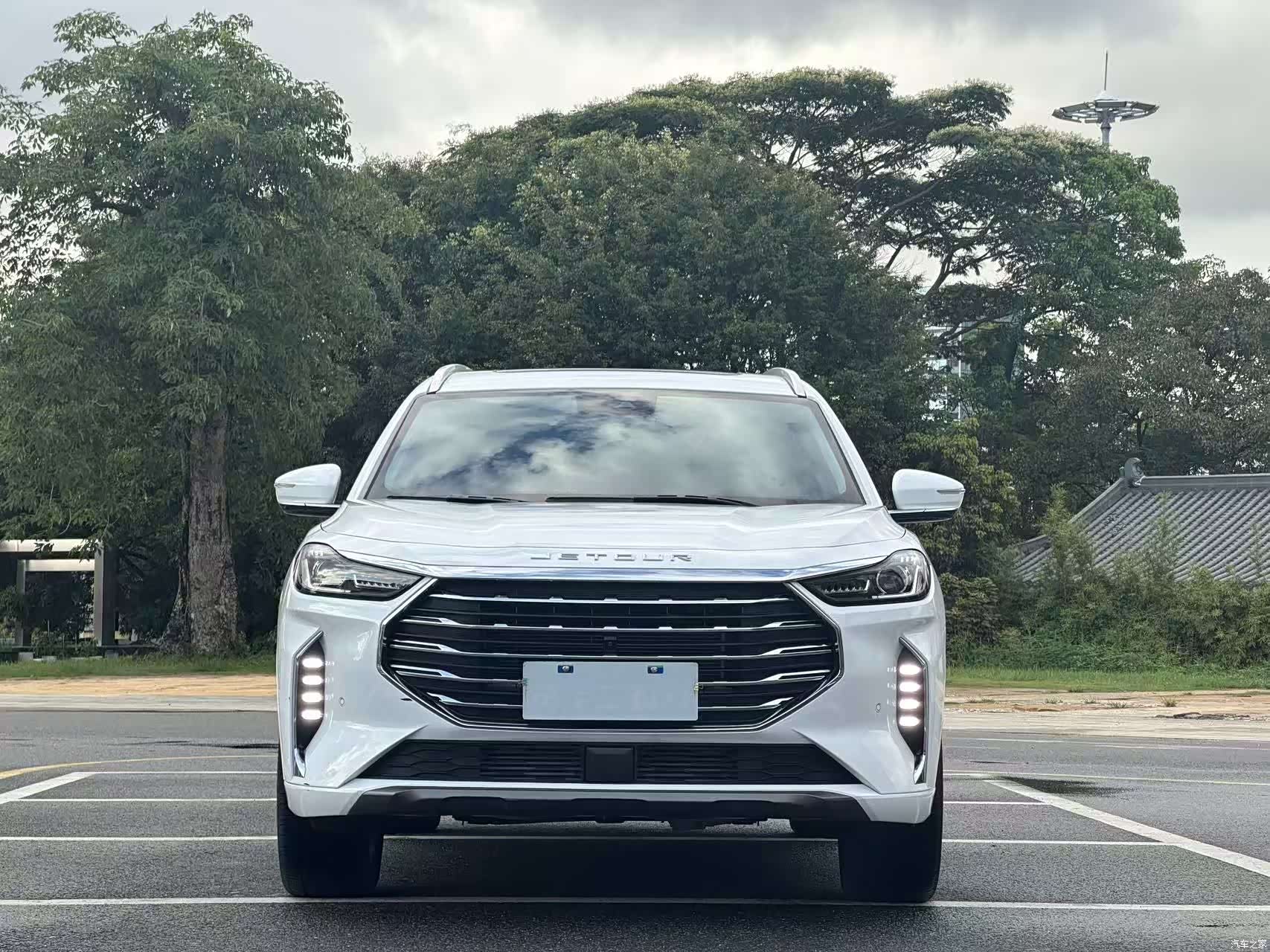 Jetour X70, 2022 2