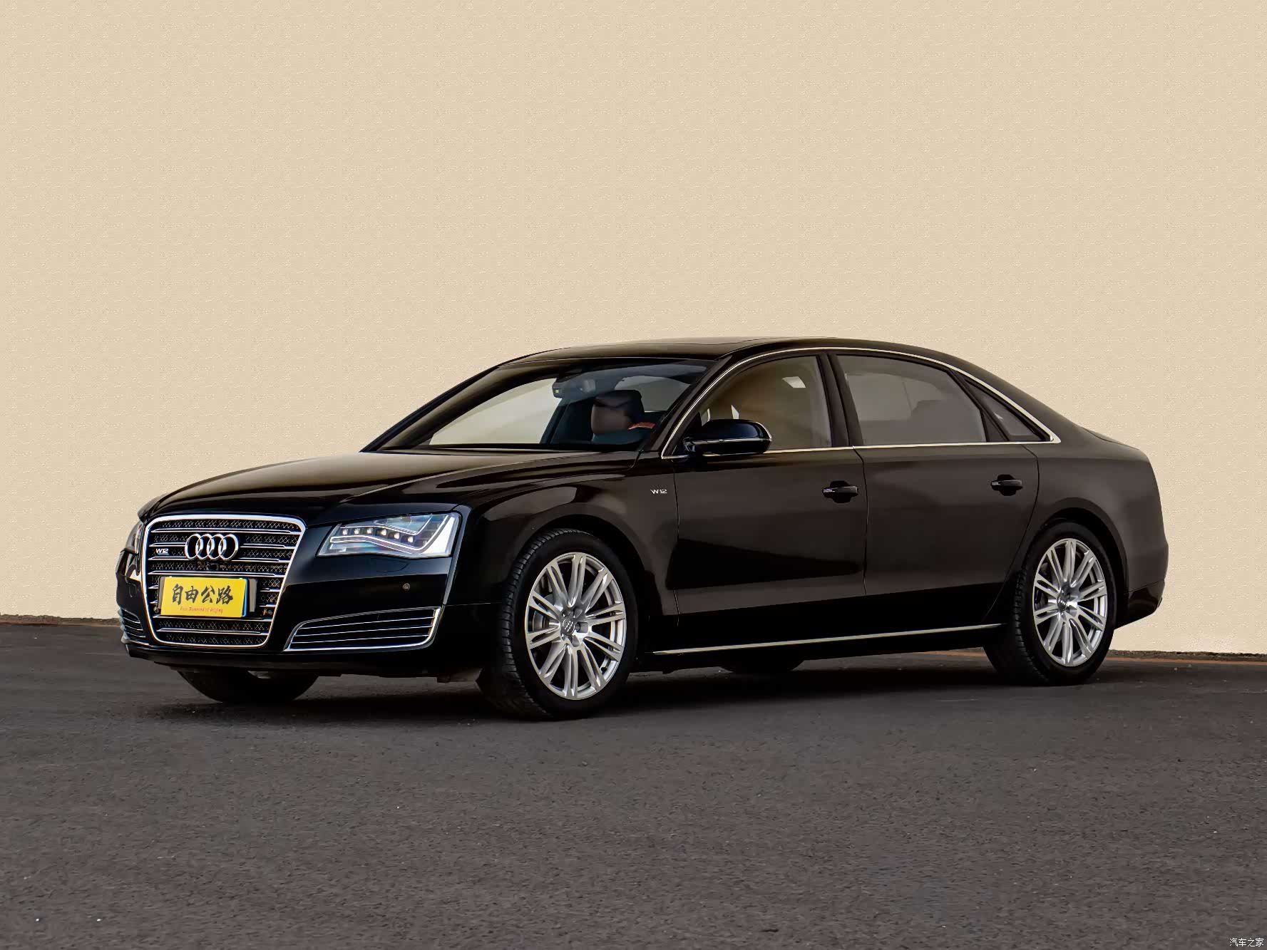 Audi A8L, 2012 1