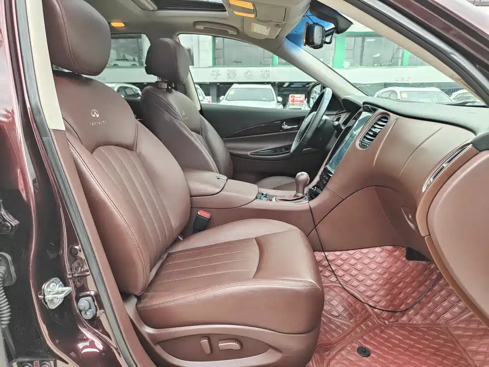 Infiniti QX50