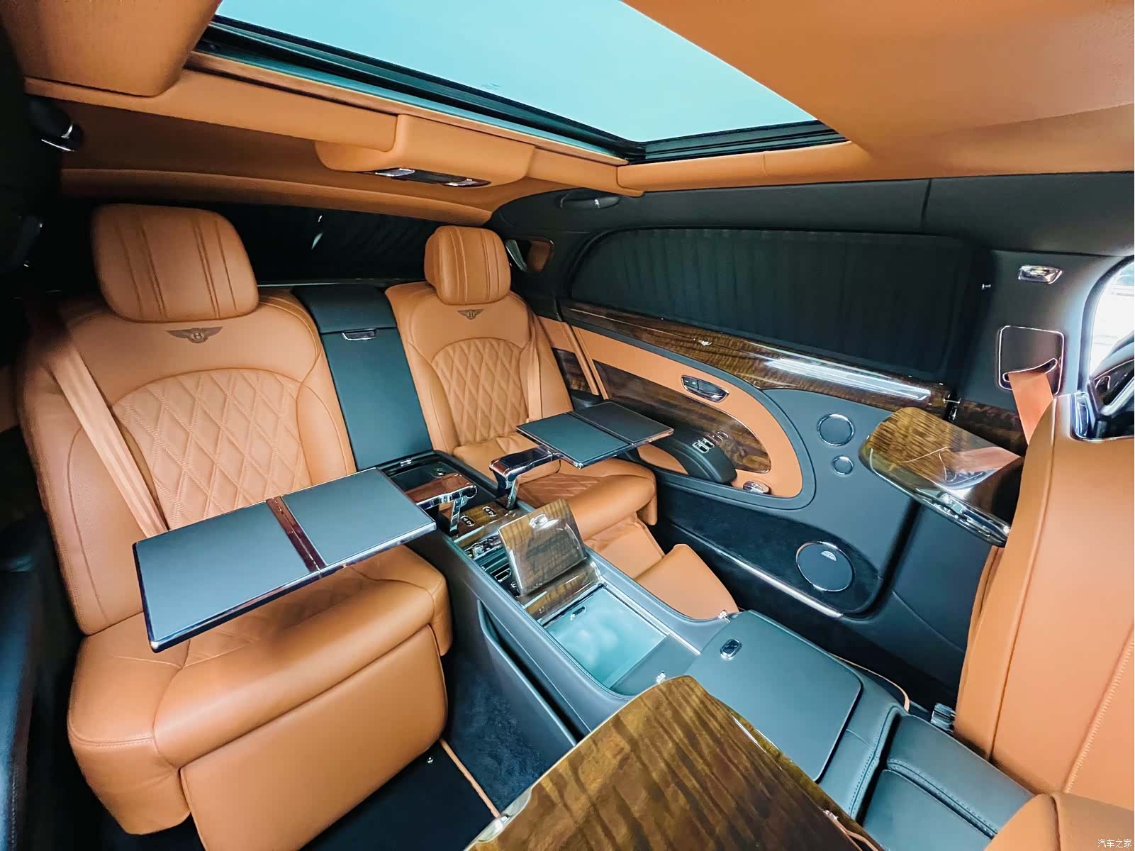 Bentley Mulsanne, 2017 9