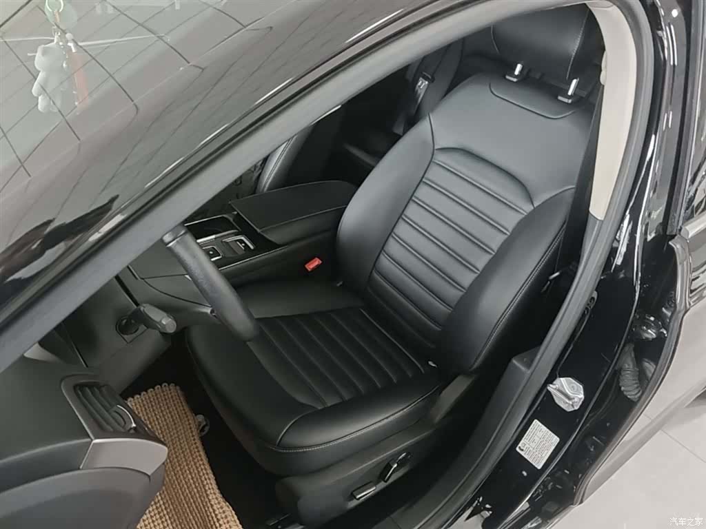 Ford Mondeo, 2022 15