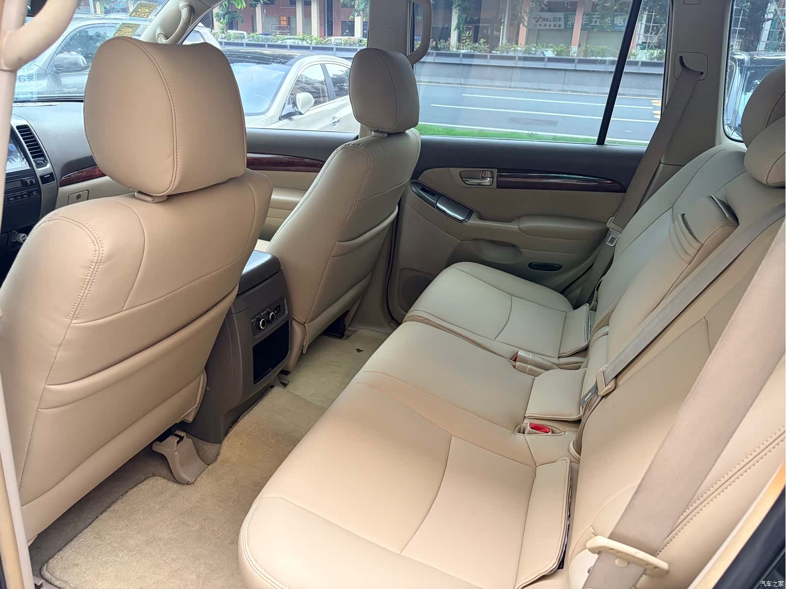 Toyota Prado, 2003 9