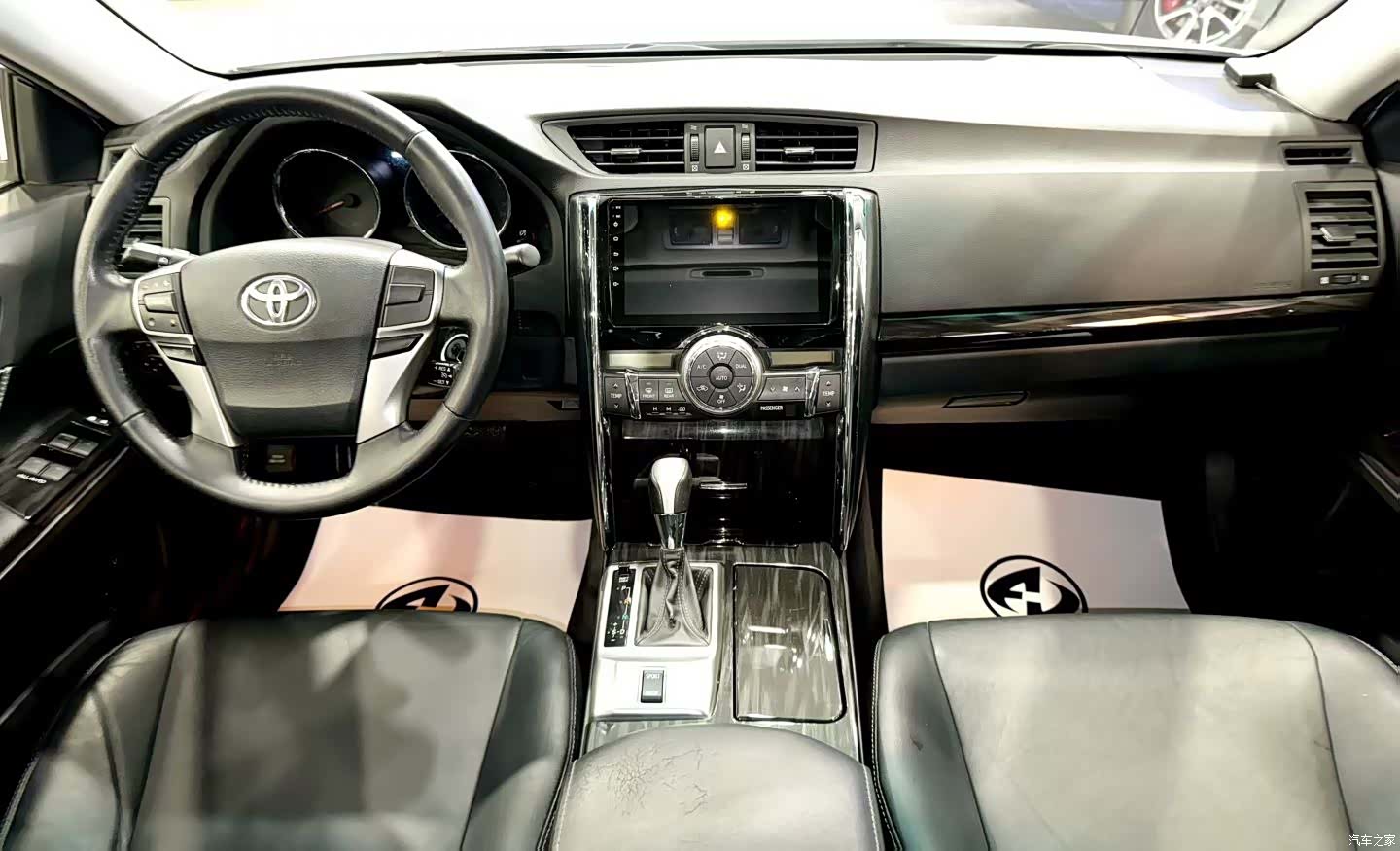 Toyota 2.5V, 2013 все фото