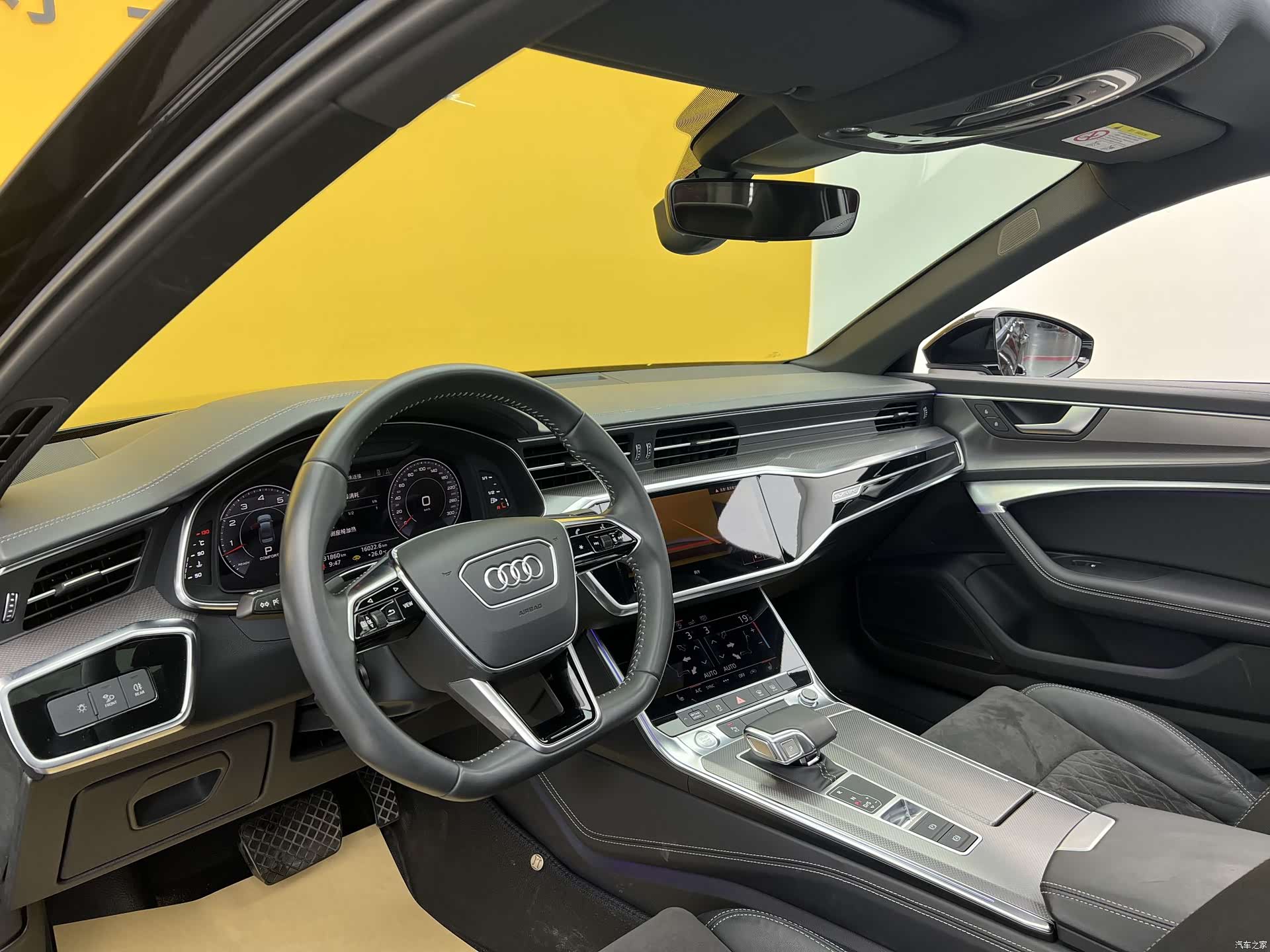 Audi A6L, 2020 3