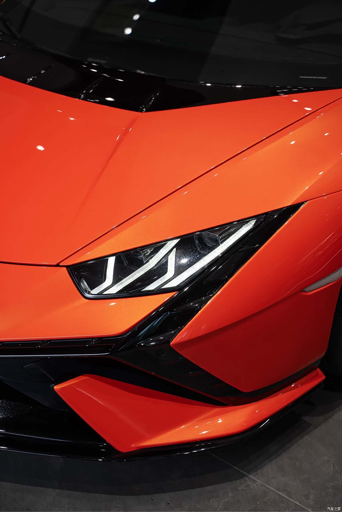 Lamborghini Huracán, 2024 4