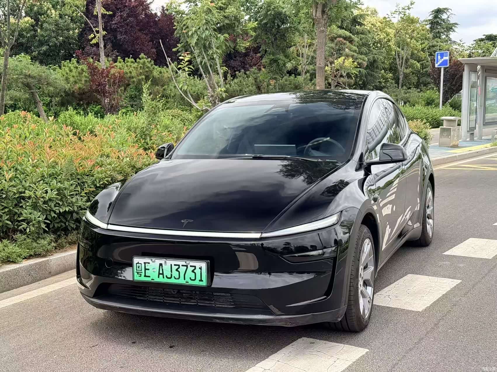 Tesla Model Y, 2025 2