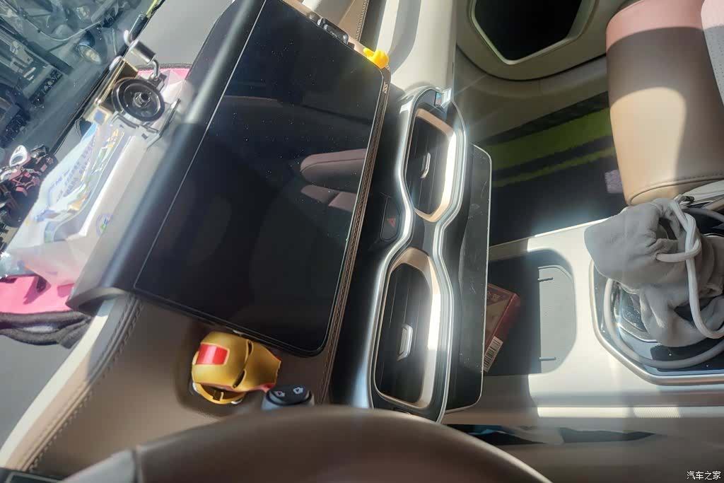 Geely Icon, 2021 13