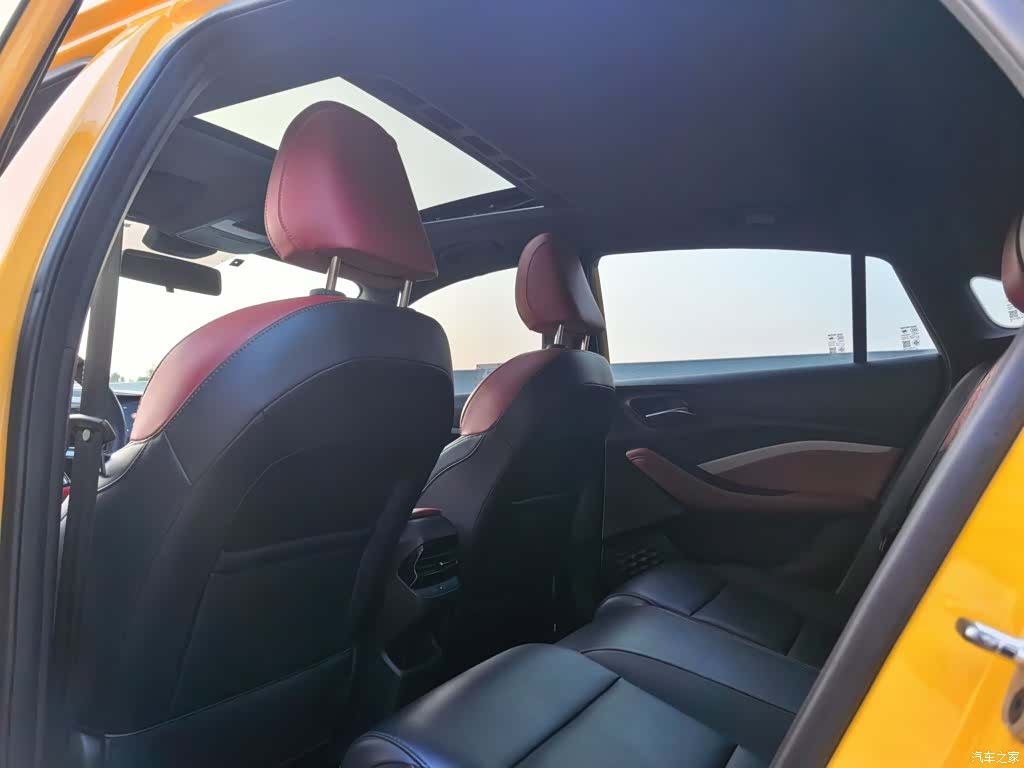 MG MG5, 2021 14