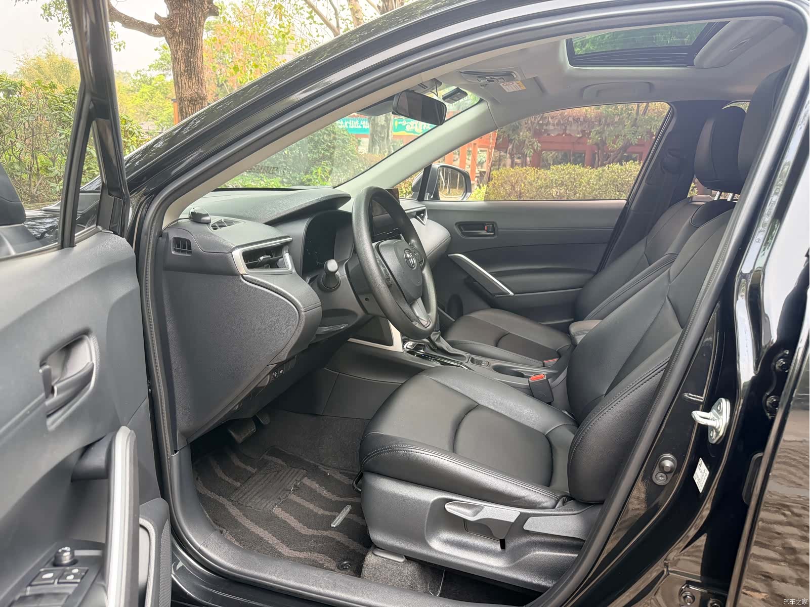 Toyota Corolla, 2023 10