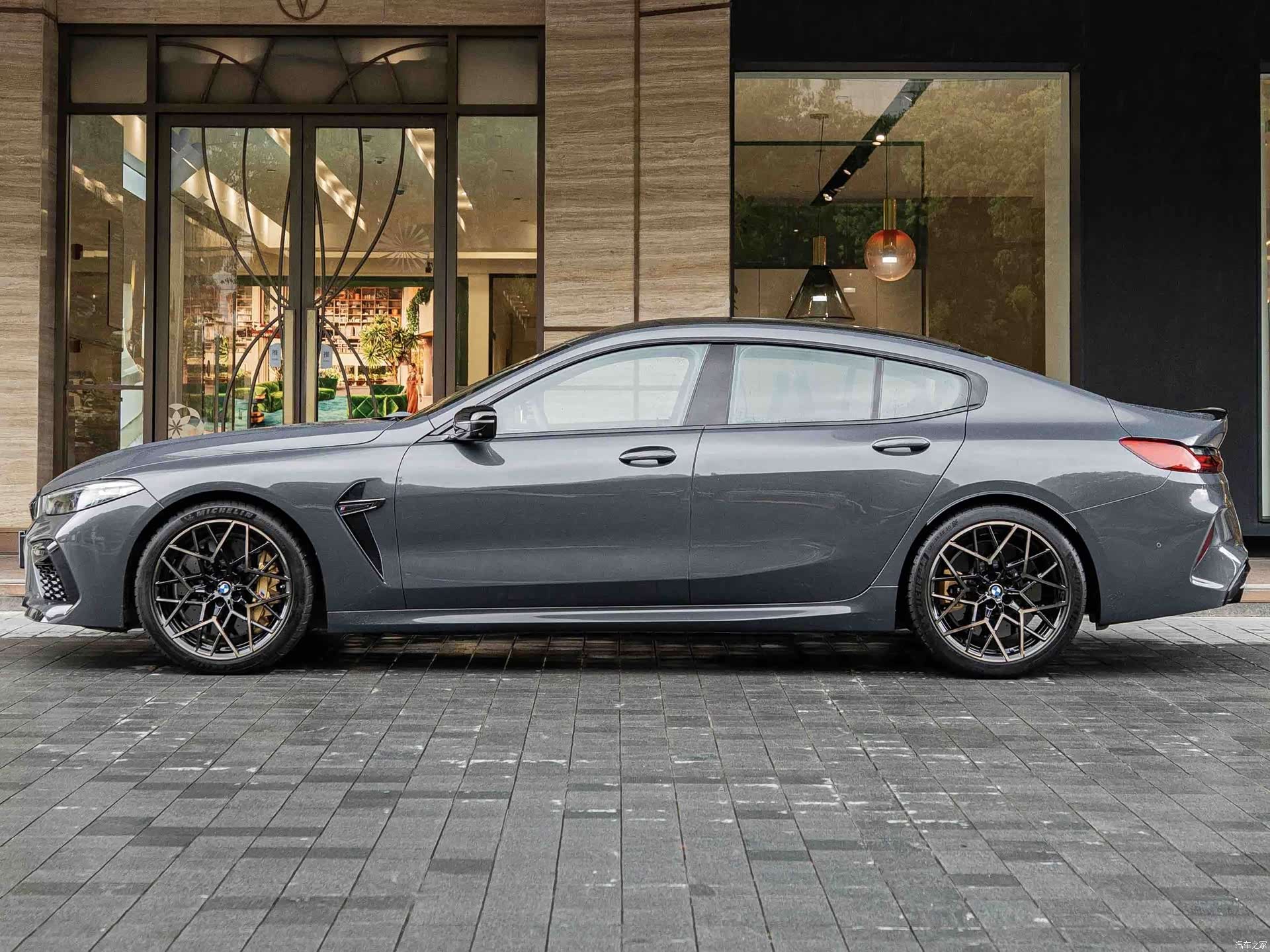 BMW M8, 2021 7