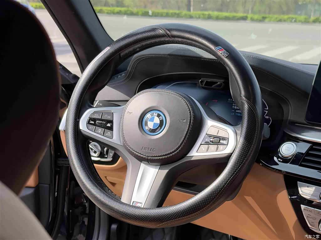 BMW 5 Series, 2023 12