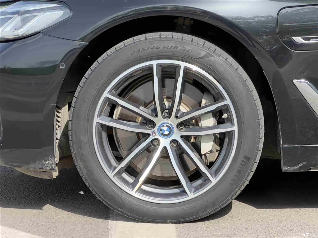 BMW 5 Series, 2023 4