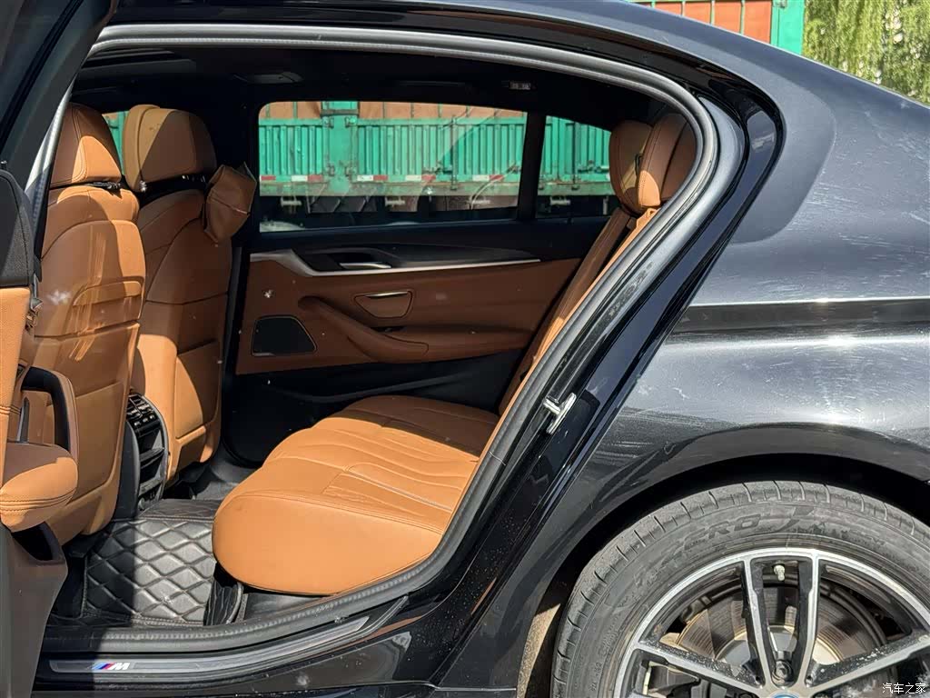 BMW 5 Series, 2023 7