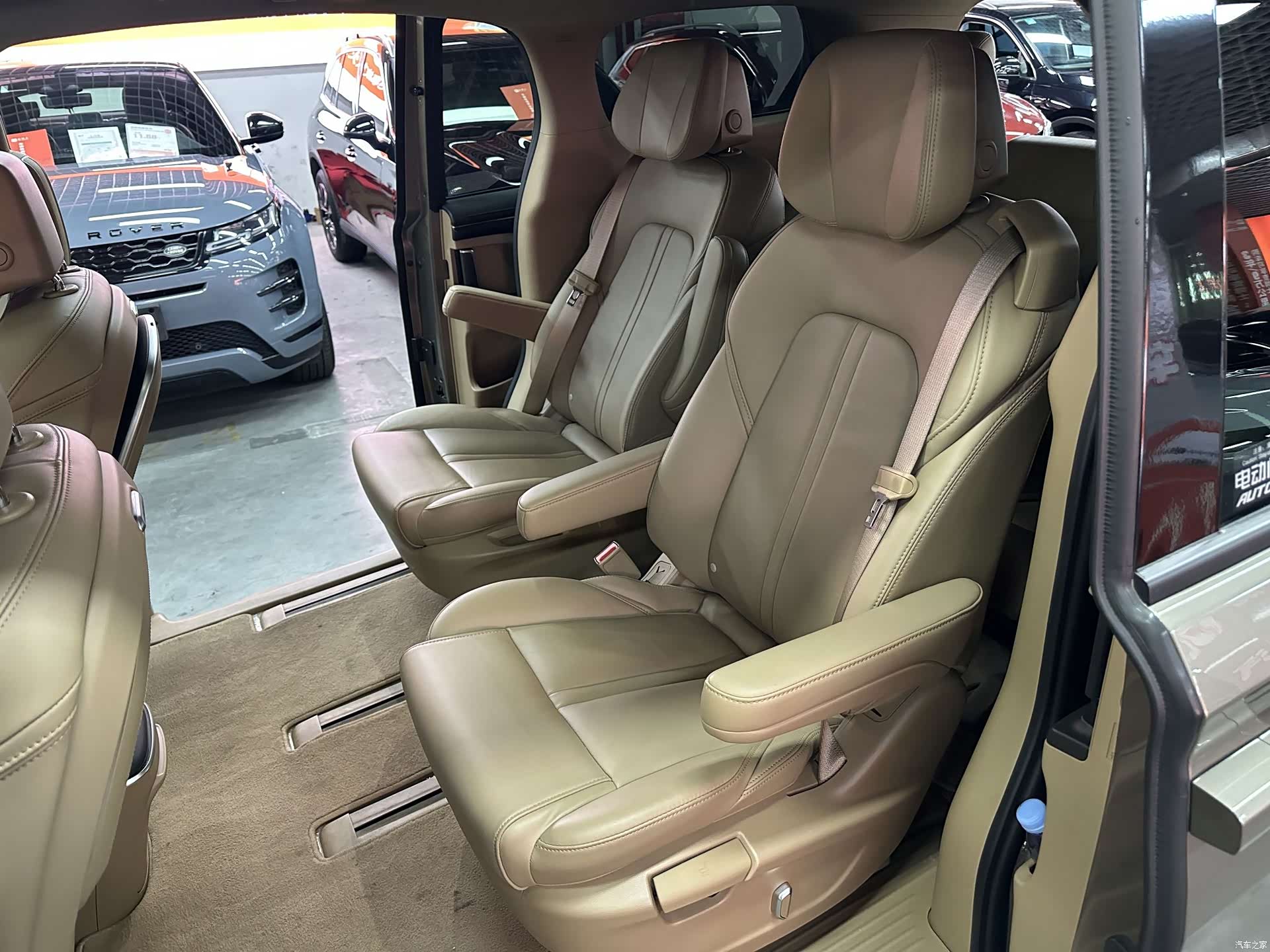 Buick GL8, 2021 11
