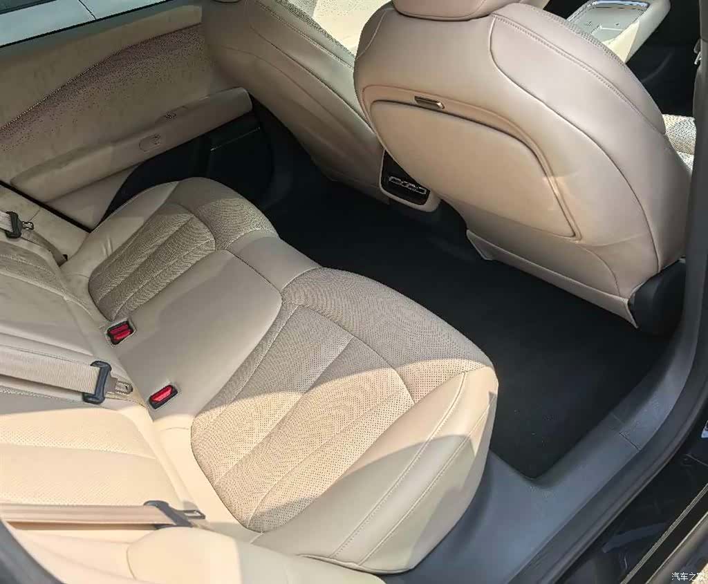 Xpeng P7, 2024 7