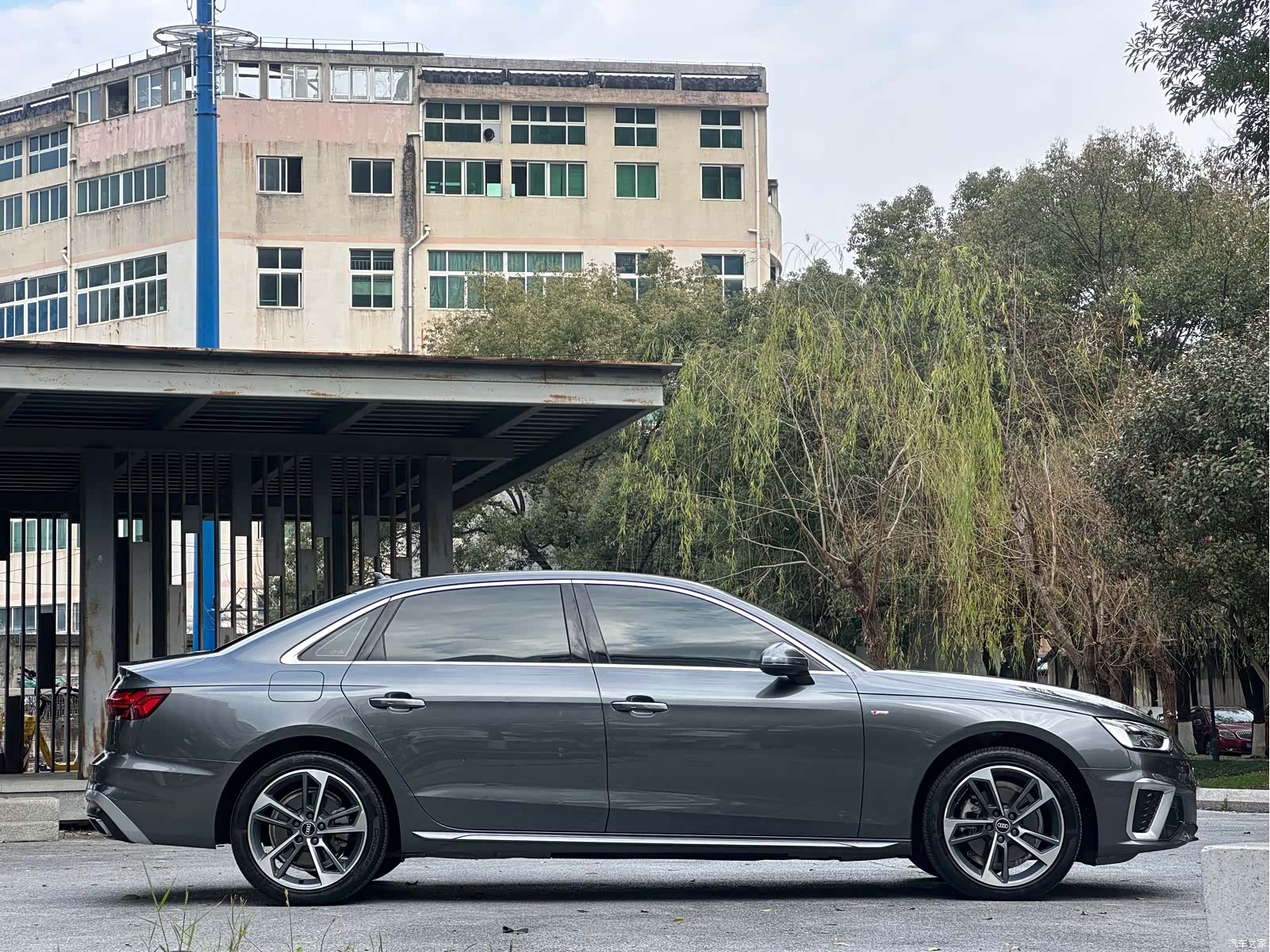 Audi A4L, 2022 6