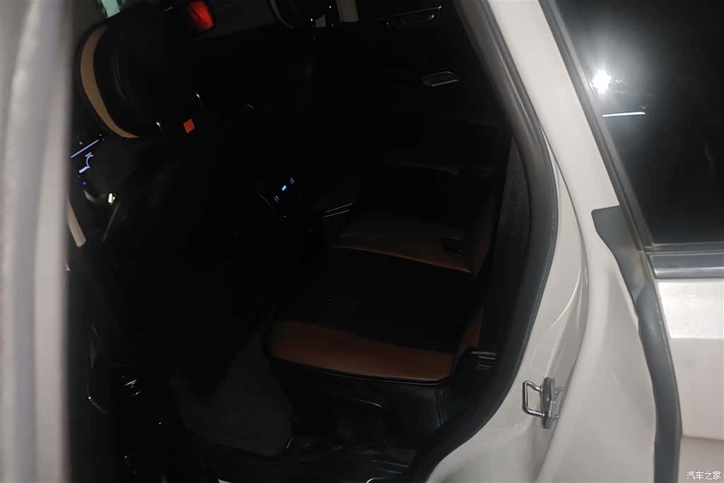Ford Edge, 2016 11