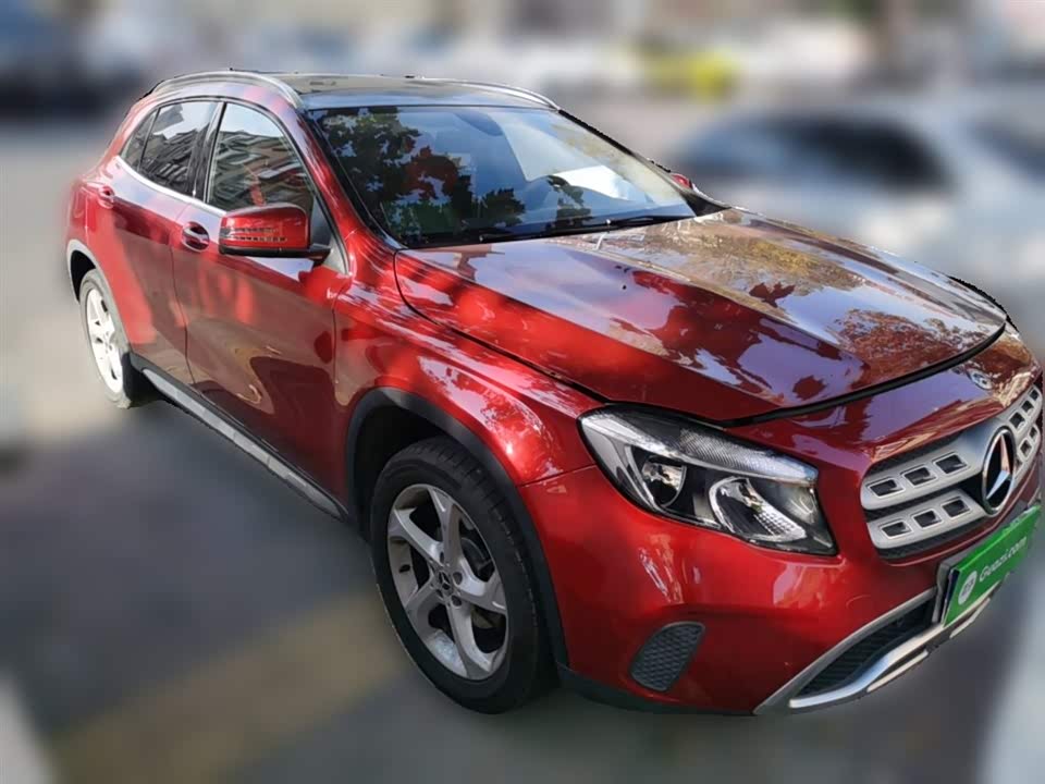Mercedes-Benz GLA