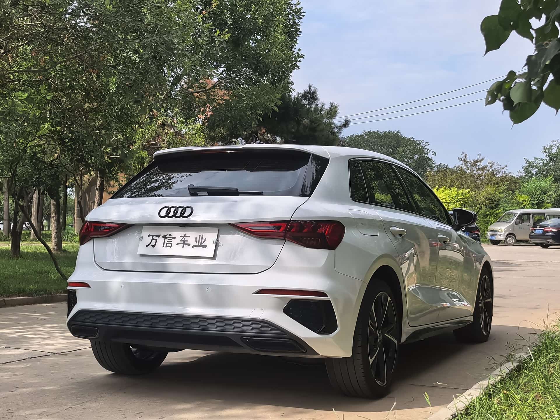 Audi A3, 2023 все фото