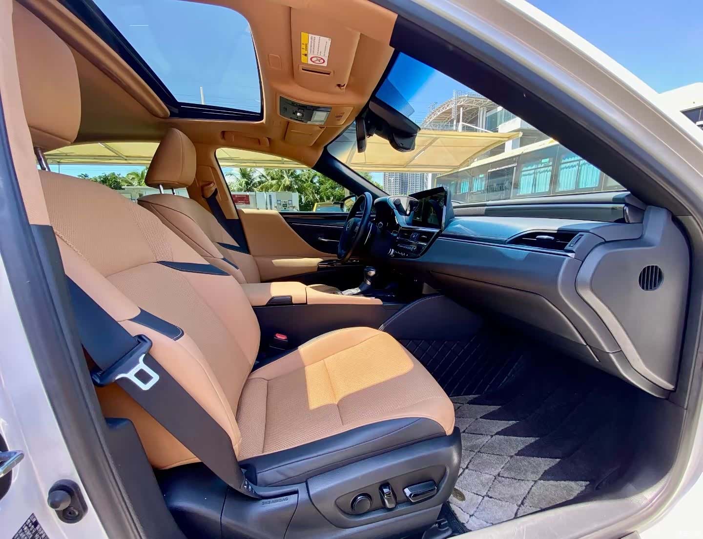 Lexus ES, 2023 7