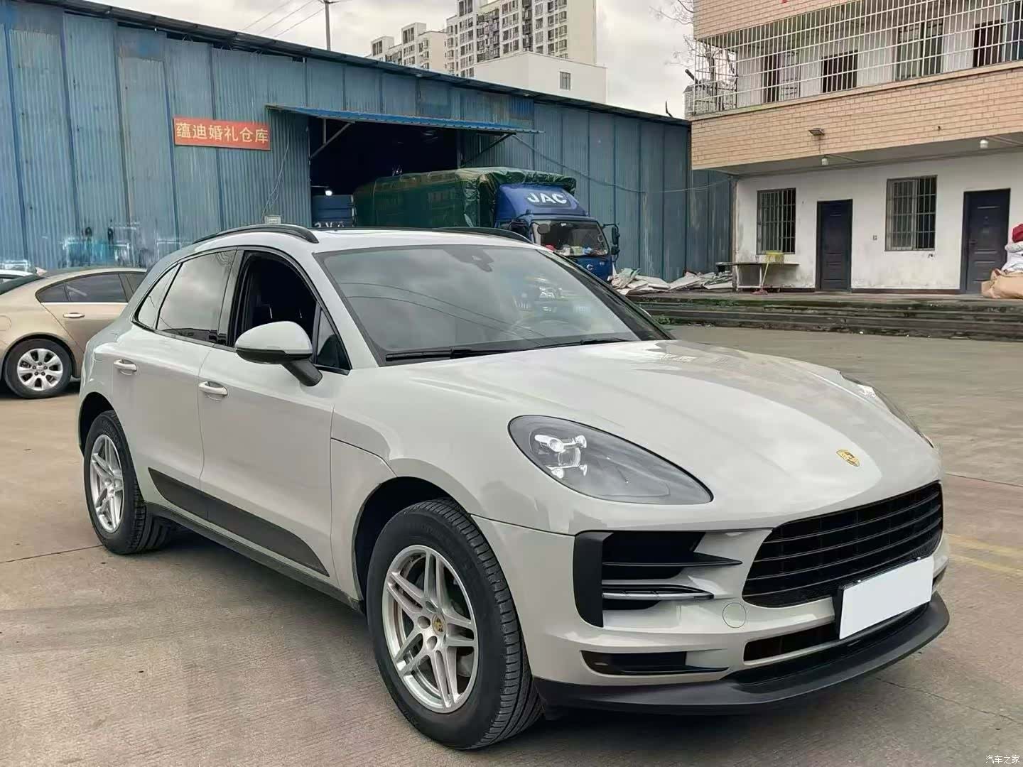 Porsche Macan, 2021 3