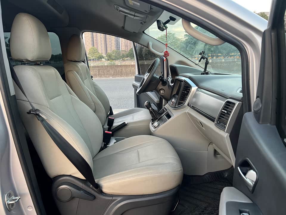 JAC Refine Ruifeng M4