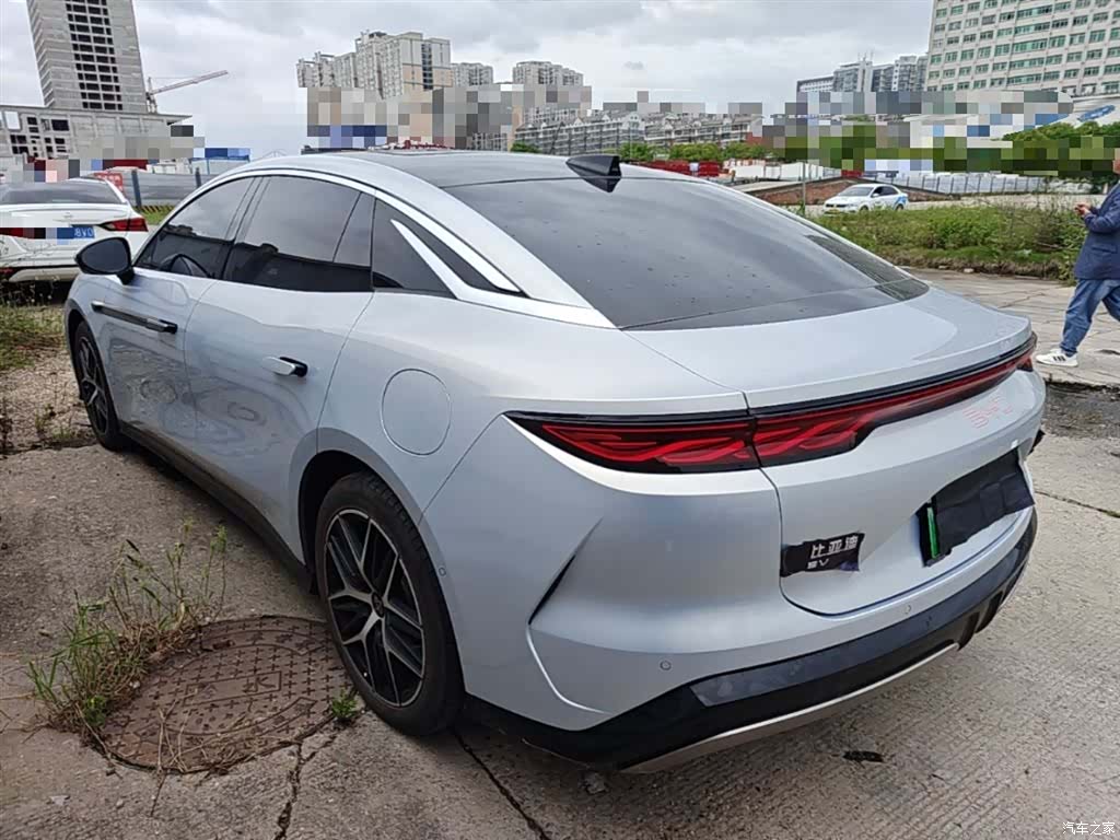 BYD Han, 2025 все фото