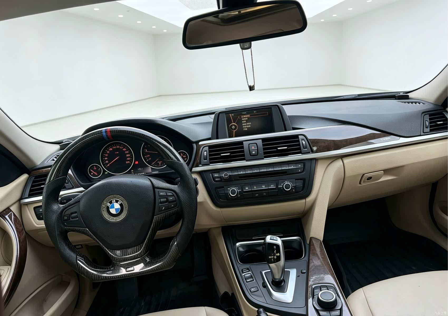 BMW 3 Series, 2012 7