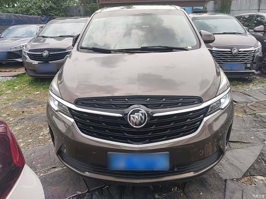 Buick GL8, 2021 3
