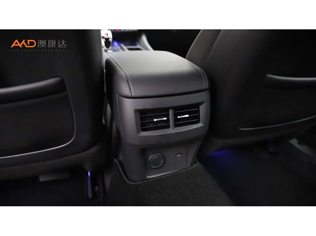 Cadillac CT5, 2025 9