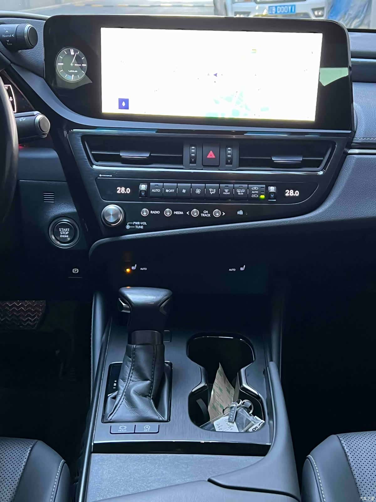 Lexus ES, 2023 19