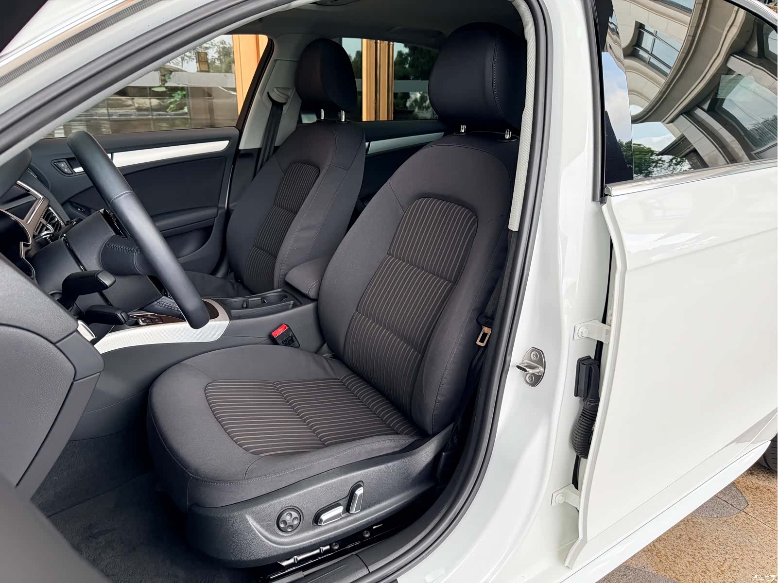Audi A4L, 2014 10