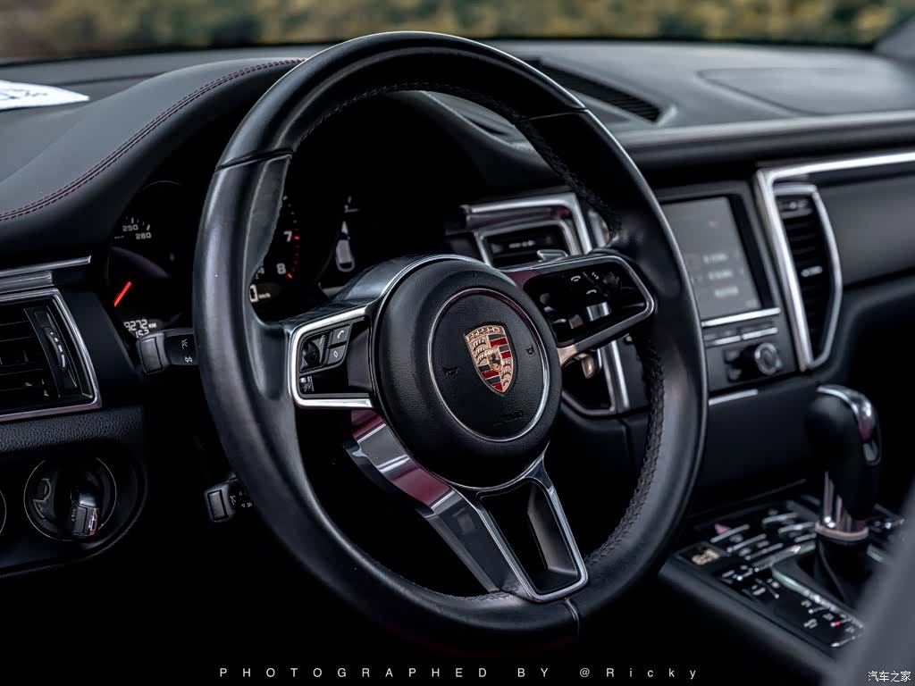 Porsche Macan, 2015 4