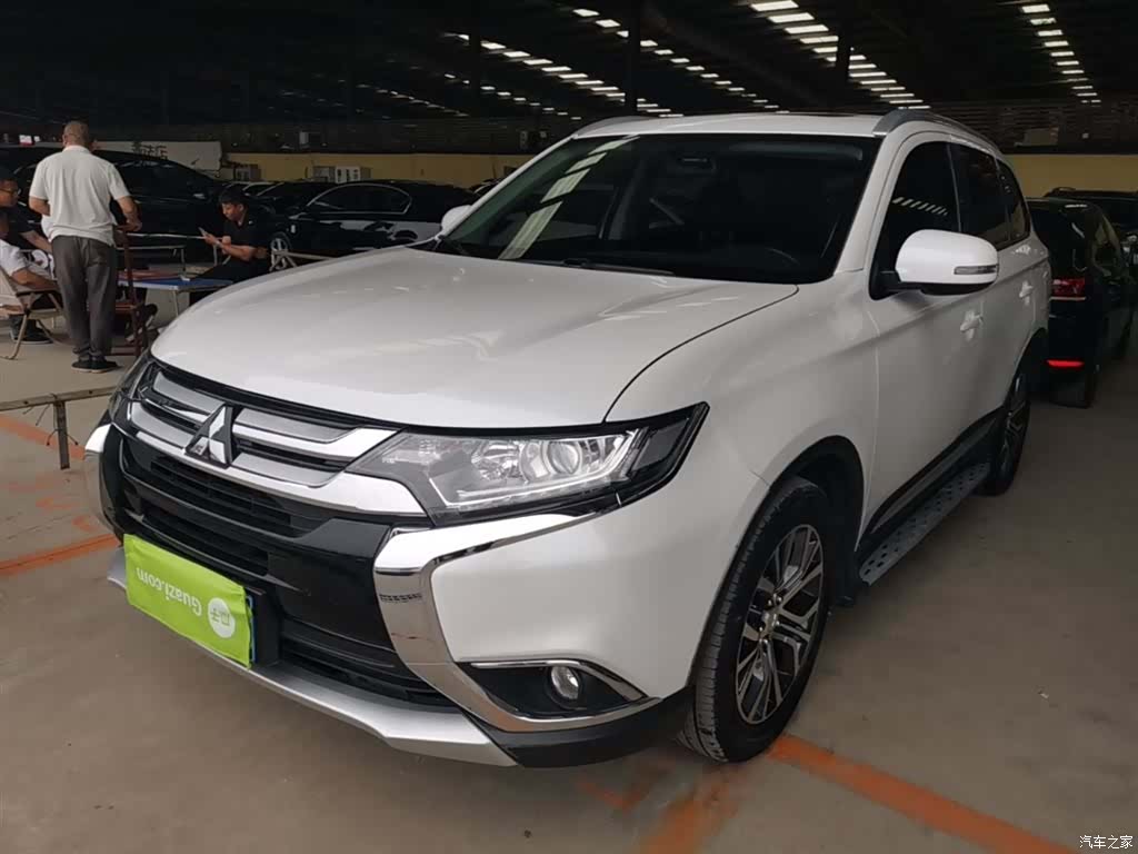 Mitsubishi Outlander, 2018 1