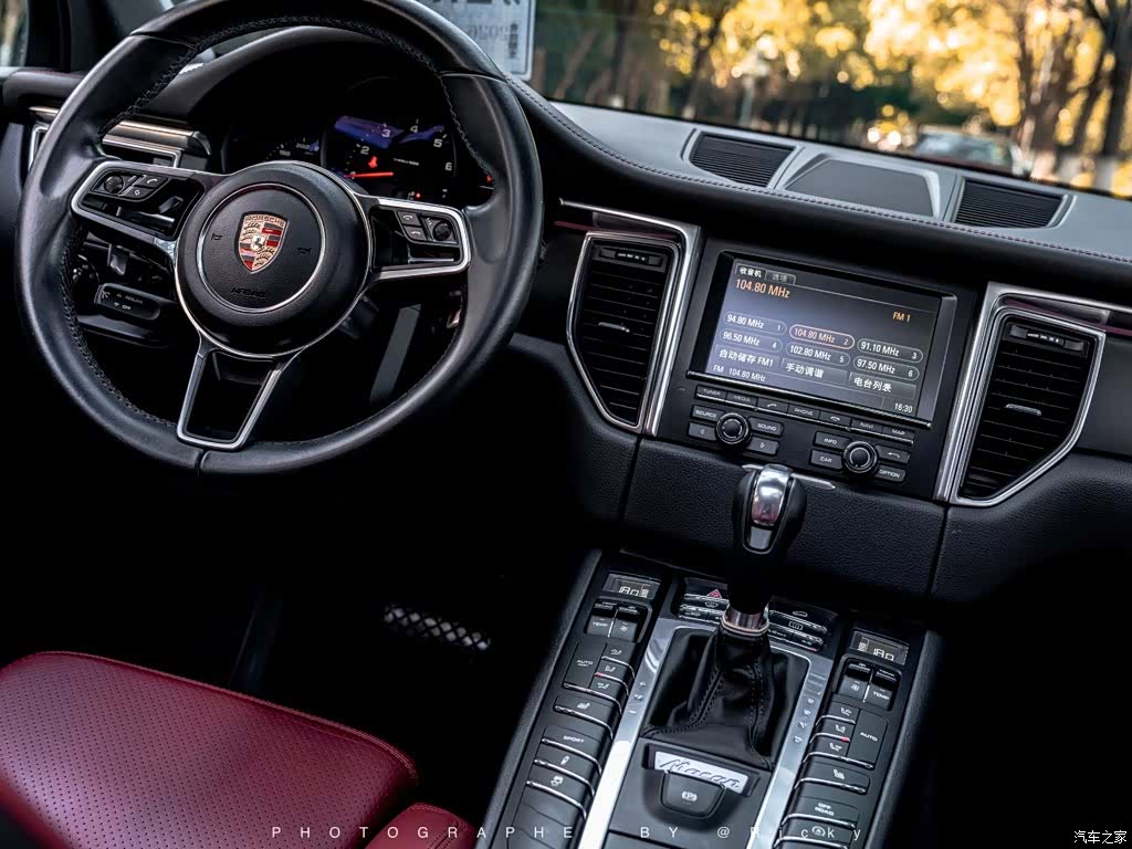 Porsche Macan, 2015 все фото