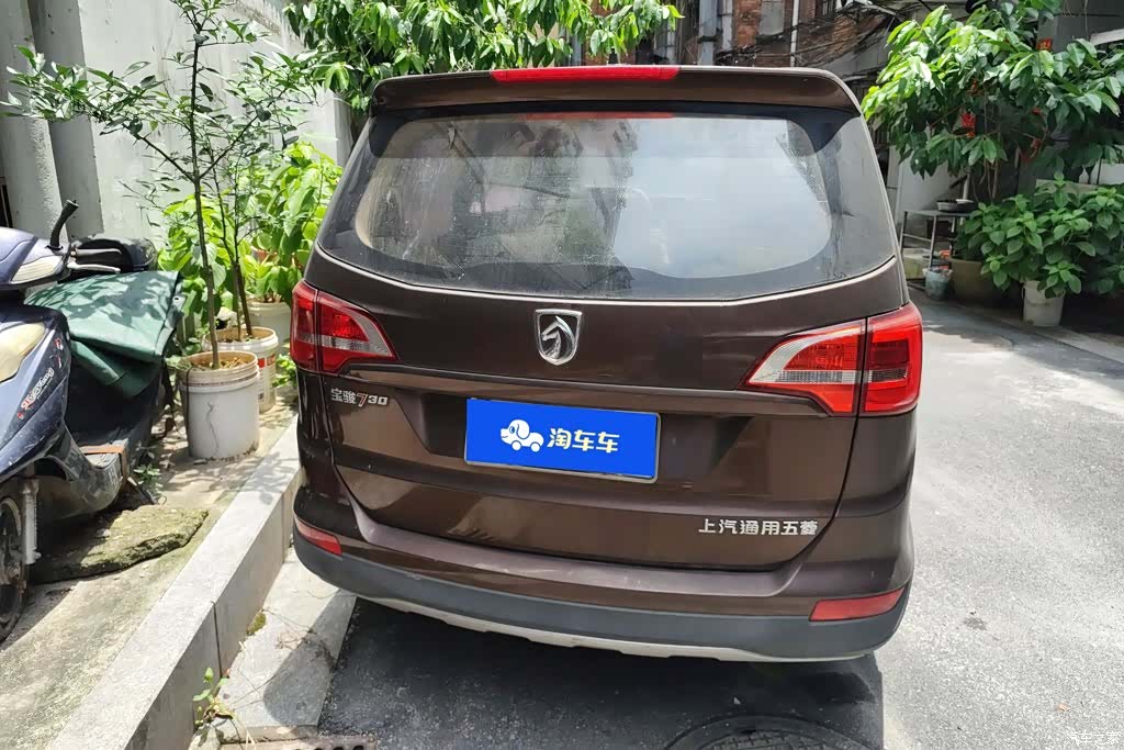Wuling 730, 2017 4