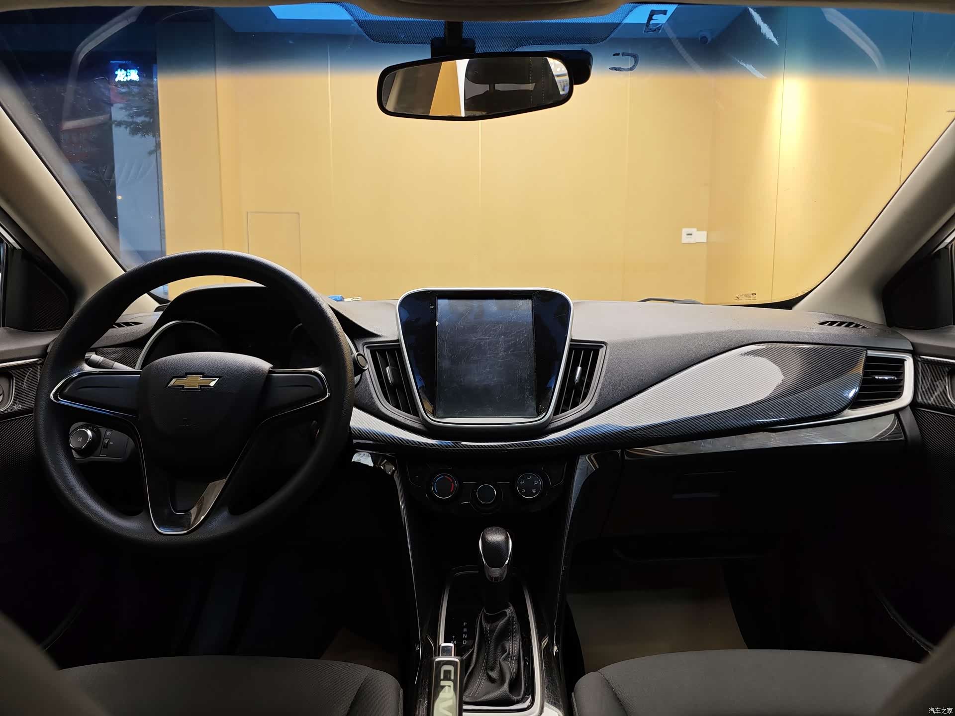 Chevrolet 320, 2019 19