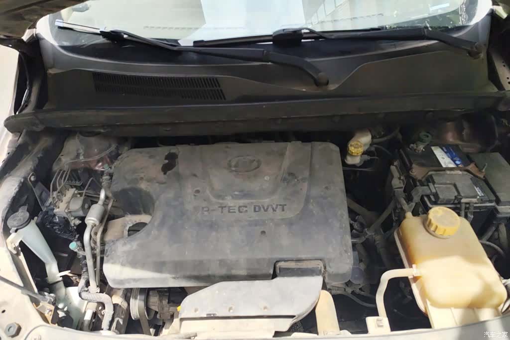 Wuling 730, 2017 10
